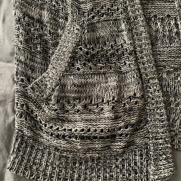 Cardigan - Picture 2 of 5